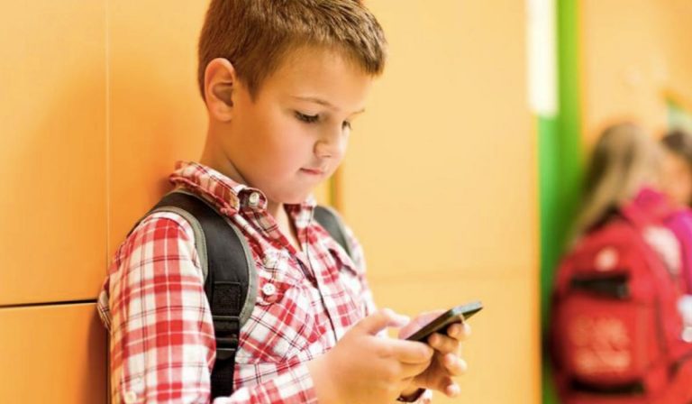 Top 10 Activities for Kids That are Hooked to their Phones